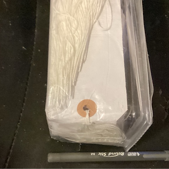 White Labels - Picture 3 of 4